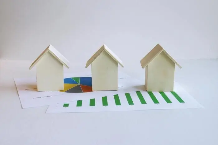 acortamiento-de-hipoteca-maquetas-casas-graficos